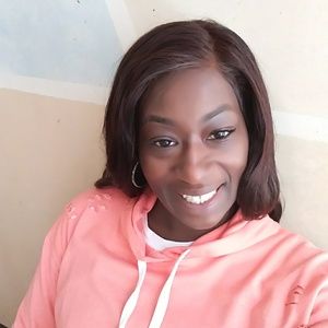 Meet your Posher, Sha-lena